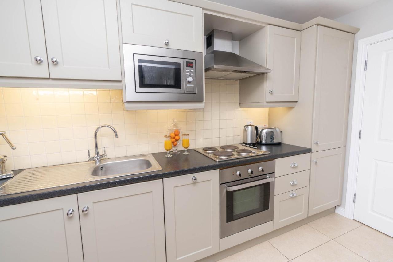 Stable Court Apartments Antrim Exterior photo